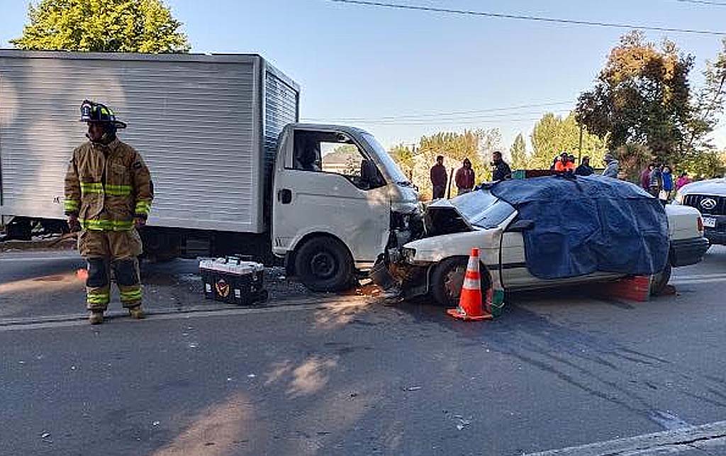 Un fallecido y tres lesionados deja violento accidente vehicular en ...